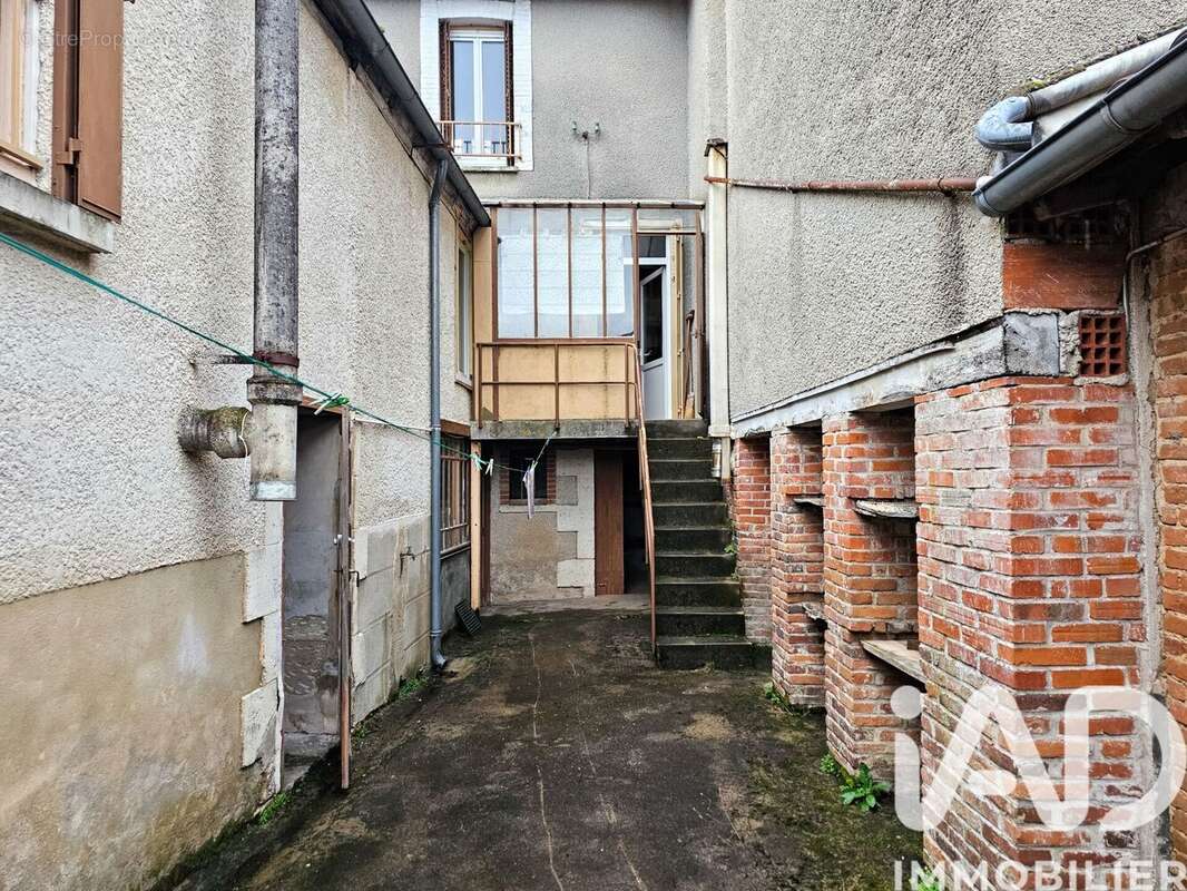 Photo 8 - Maison à ROCHECHOUART