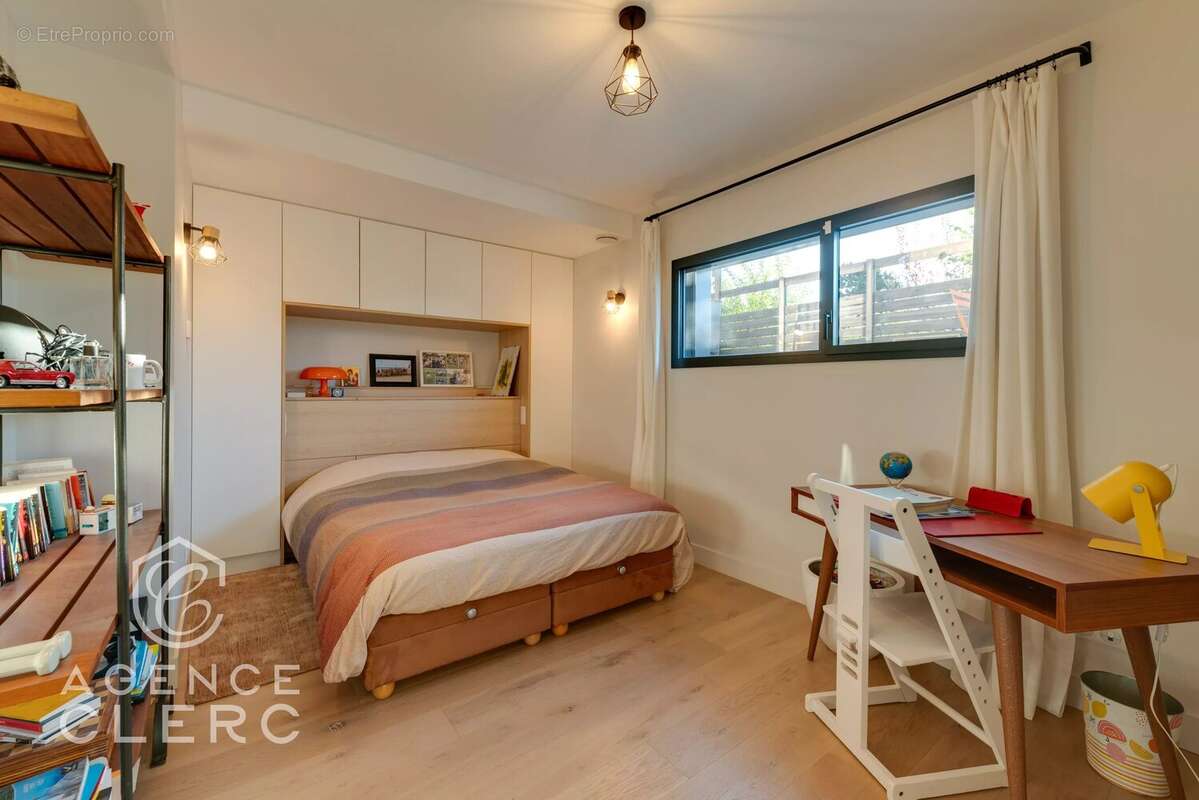 Maison à VEYRIER-DU-LAC