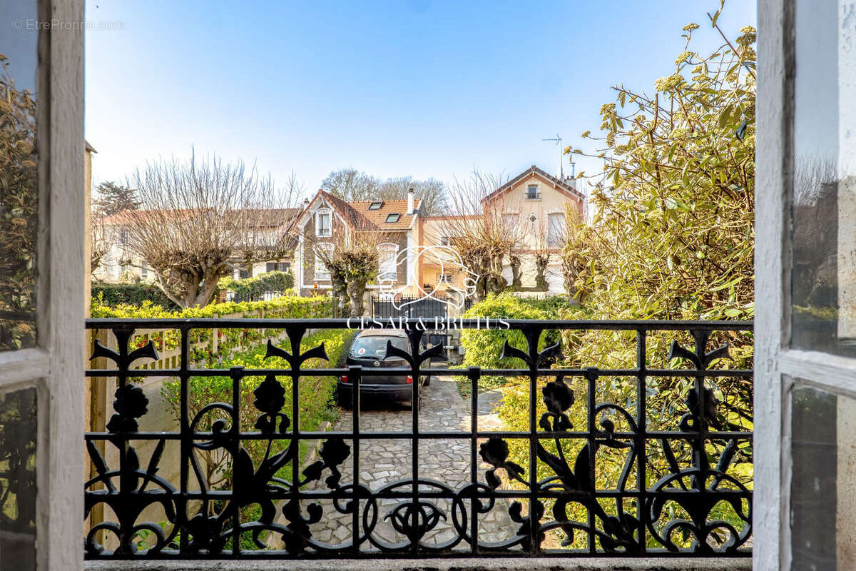 Appartement à ROSNY-SOUS-BOIS