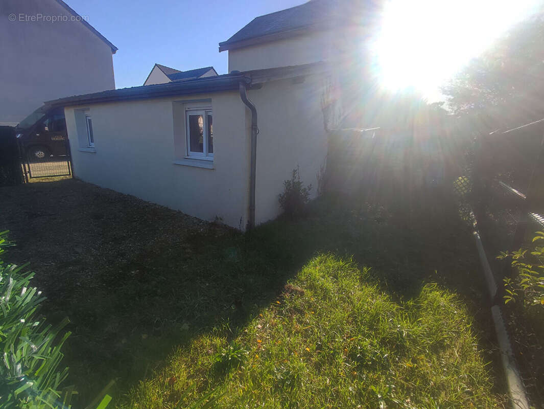 Appartement à LA CHAPELLE-SAINT-MESMIN