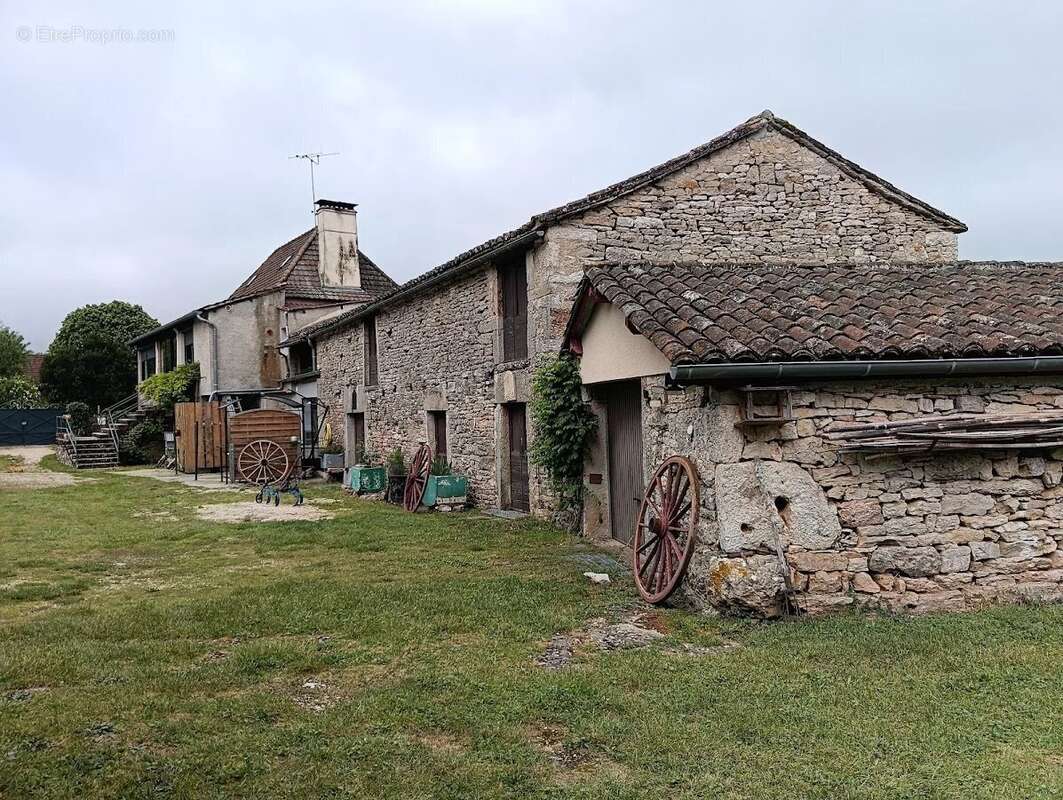 Propriete en pierre - photo 19