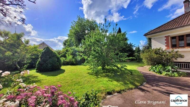 Maison à vendre - 6 pièces, 156m² à Avrainville - sous-sol total et terrain arboré de 1 555 m² - photo 23