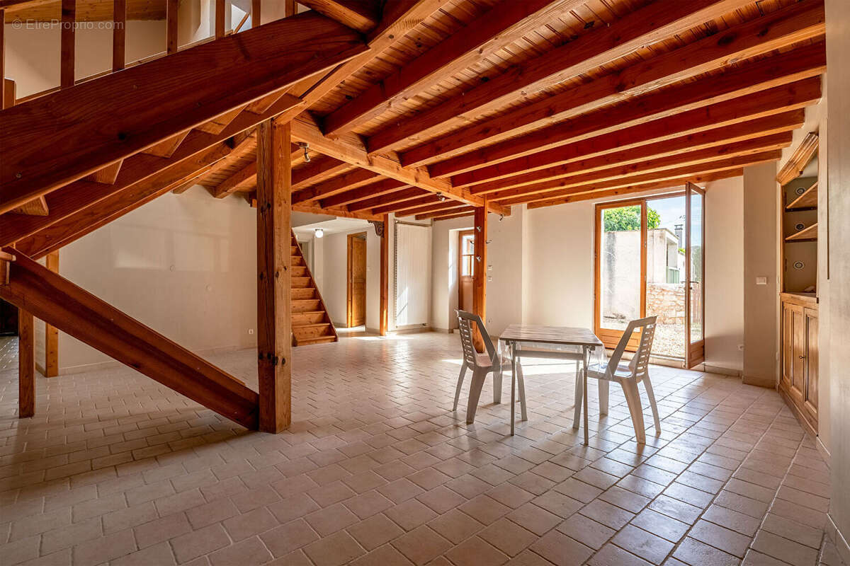 Pour le prix d'un appartement une Maison atypique - 140 m² - Emplacement premium proche hyper-centre - photo 6