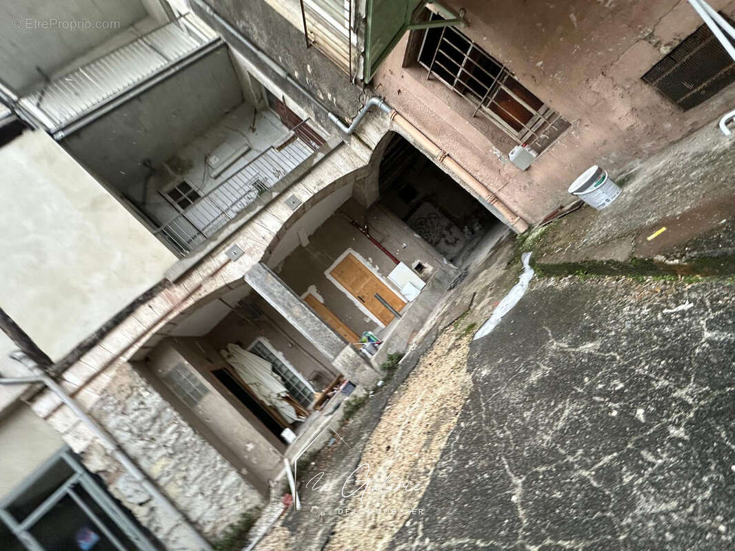 Commerce à GRENOBLE