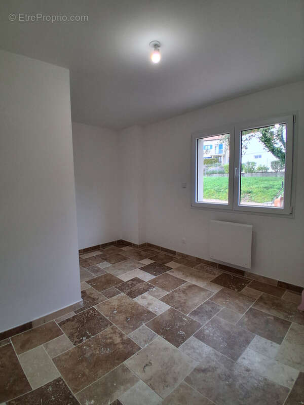 Maison à CHAUFFAILLES