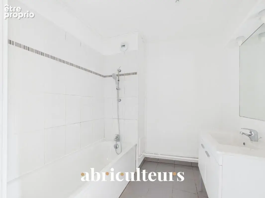Appartement T3 de 70 m² avec terrasse et jardin - Résidence de standing à Survilliers (95) - photo 14