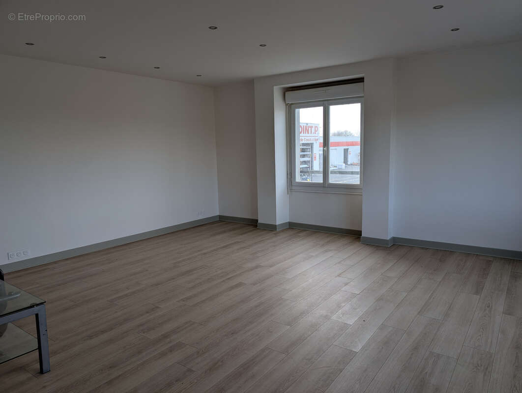 Appartement à LUBERSAC