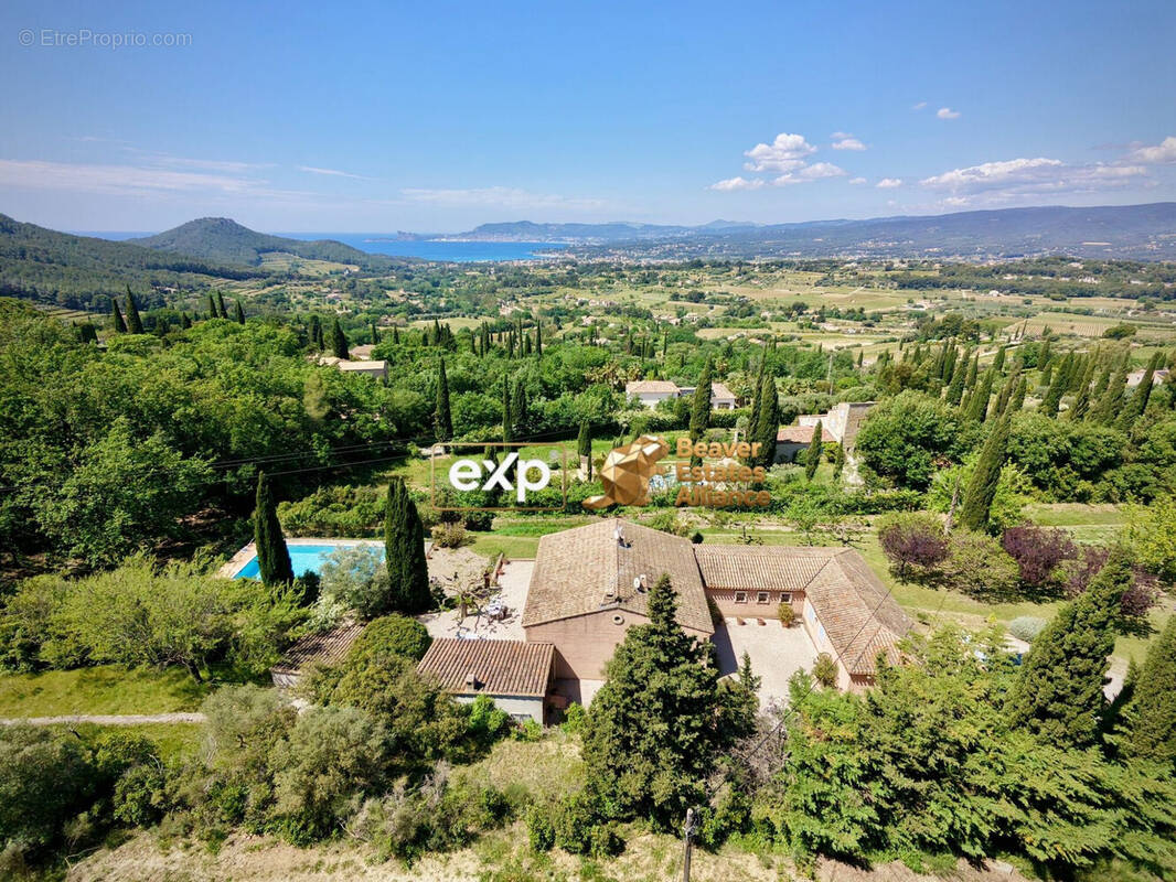 Photo Maison à La Cadiere-D'azur au prix de 2 550 000€