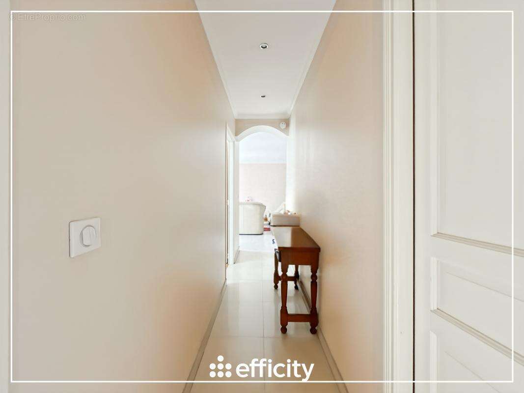 Maison à ROISSY-EN-BRIE