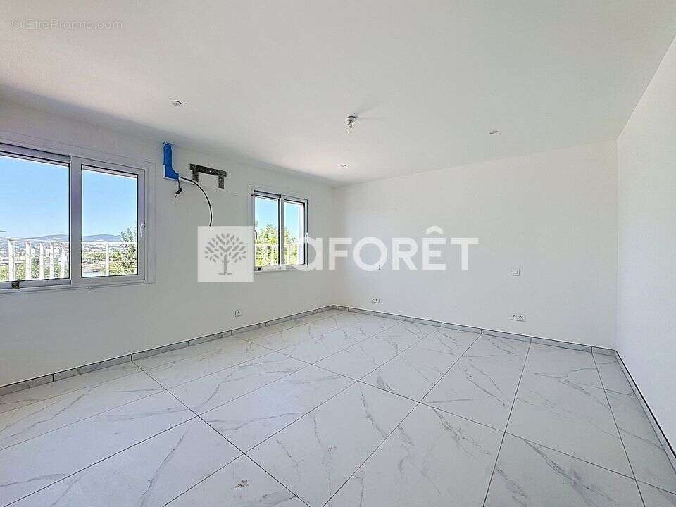 Maison à vendre Jassans Riottier 7 pièce(s) 235 m2 - photo 8
