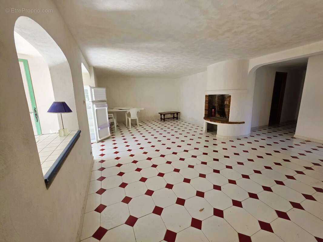 Maison à SAINT-RAPHAEL