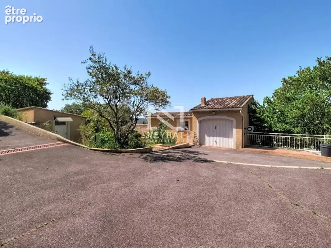 Tourrettes — secteur résidentiel premium - villa de plain-pied avec superbe jardin - photo 5