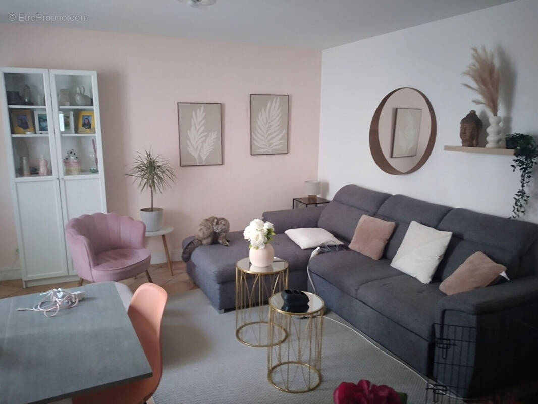 Appartement à MEZIERES-SUR-SEINE