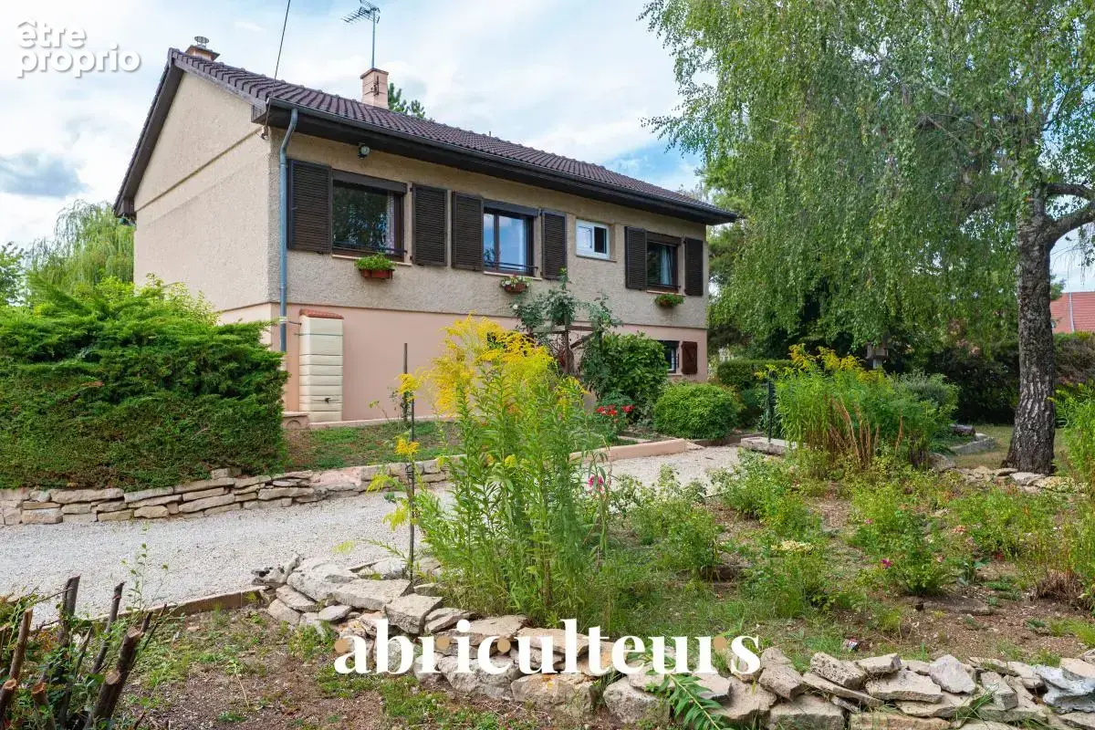 Maison familiale à proximité de la forêt domaniale de Longchamp en vente à Varanges (21110) - photo 2