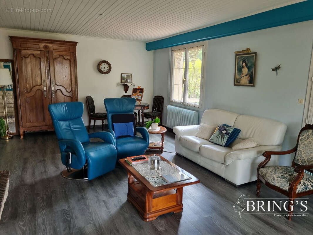 Maison à SAINT-GERMAIN-DES-BOIS