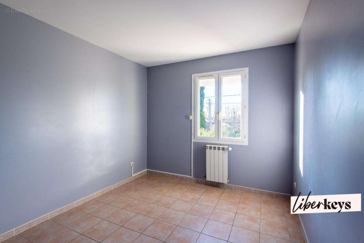 Maison à PELISSANNE