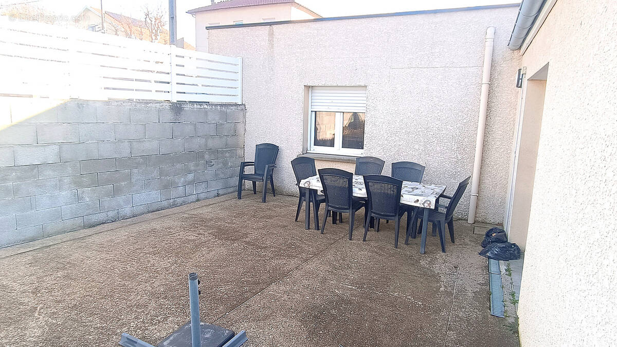 Maison à UNIEUX