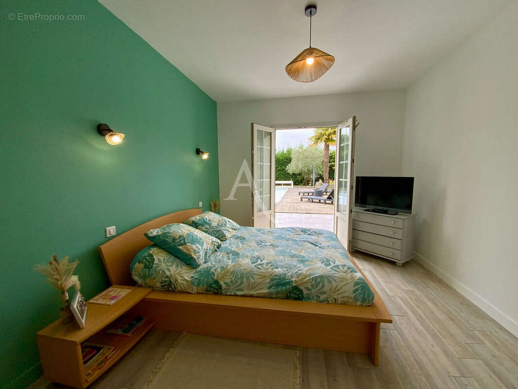 Maison à SAINT-SAVINIEN