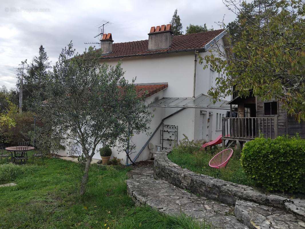 Maison à TRELISSAC