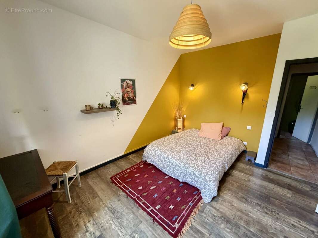 Maison de 186m2 à Castillon-en-Couserans - photo 5