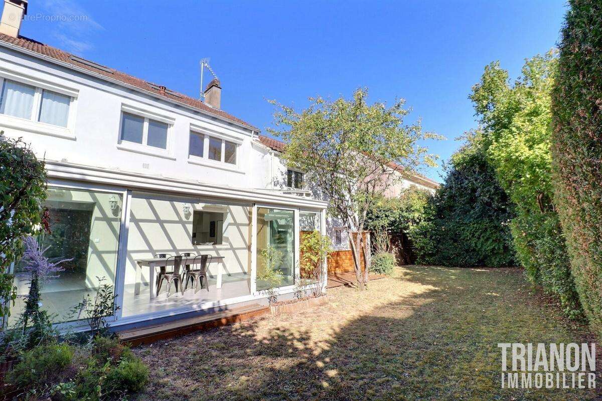 Maison à VILLEPREUX