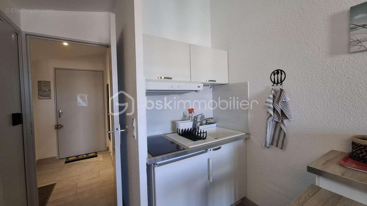 Studio sur la Corniche à 50m de la plage - photo 7