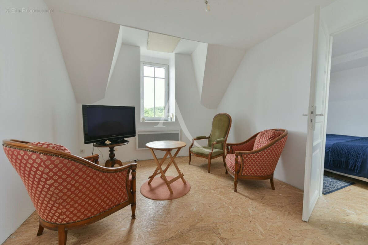 Maison à NOYERS-SUR-CHER