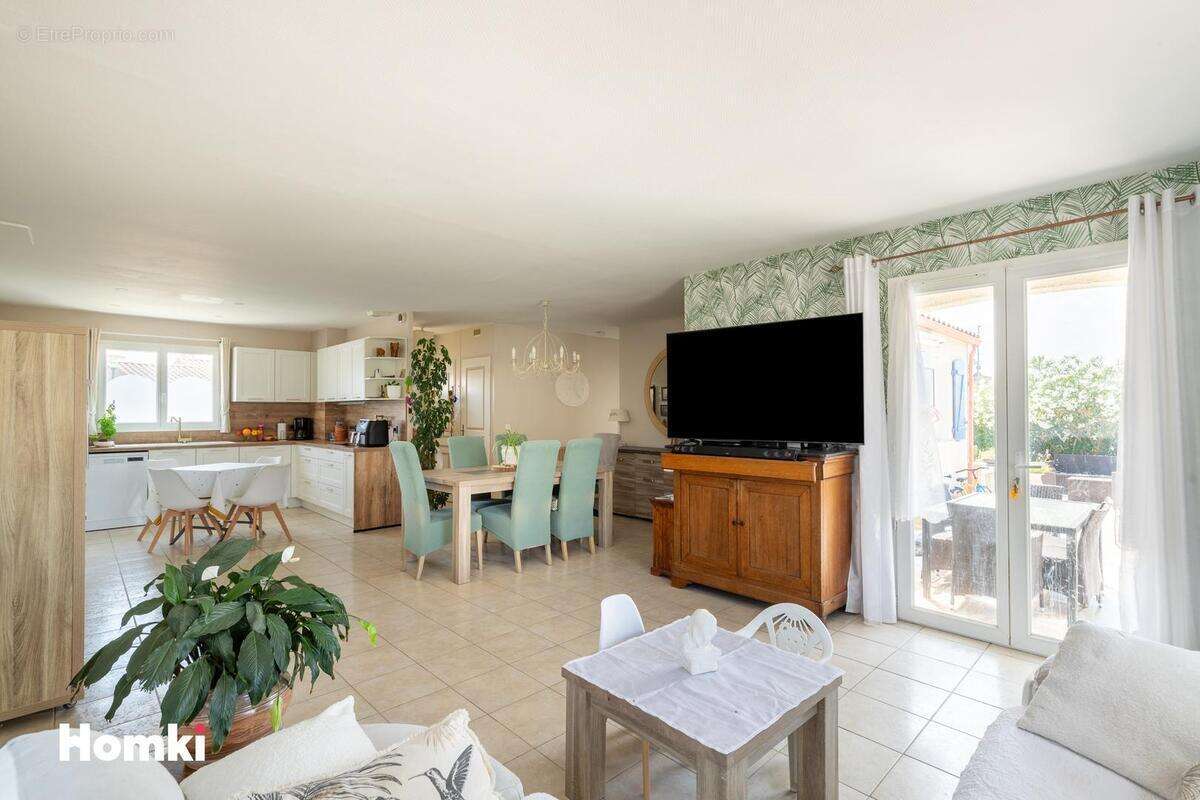 Maison à MOUSSOULENS