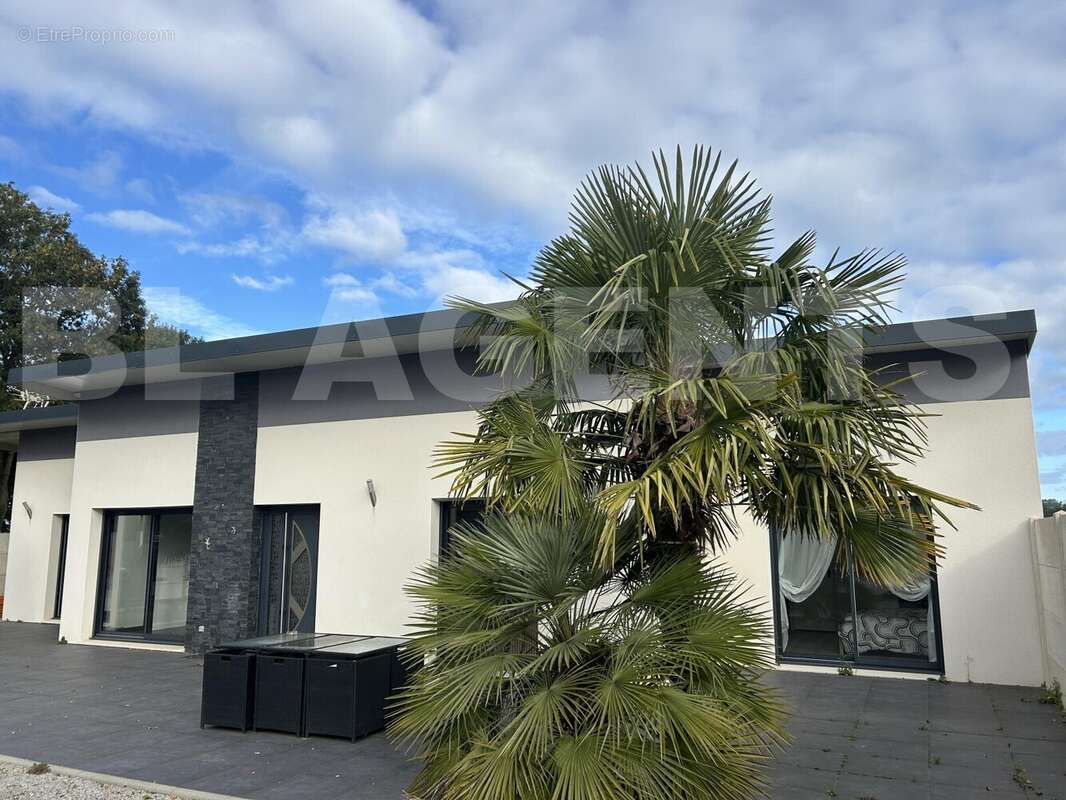 IMG_1813 - Maison à BERNEVAL-LE-GRAND