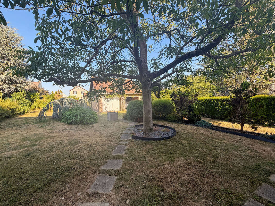 Maison à VILLEBON-SUR-YVETTE