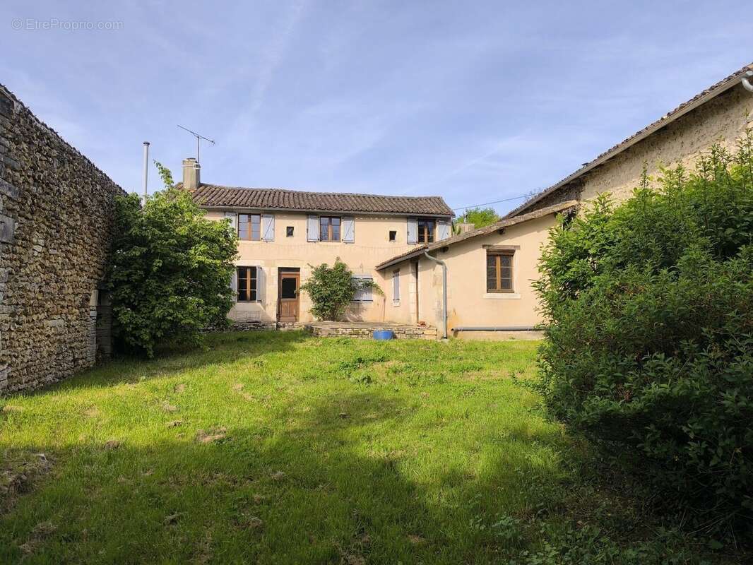 Maison à BRUX