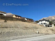 Terrain à CHATEAUROUX-LES-ALPES