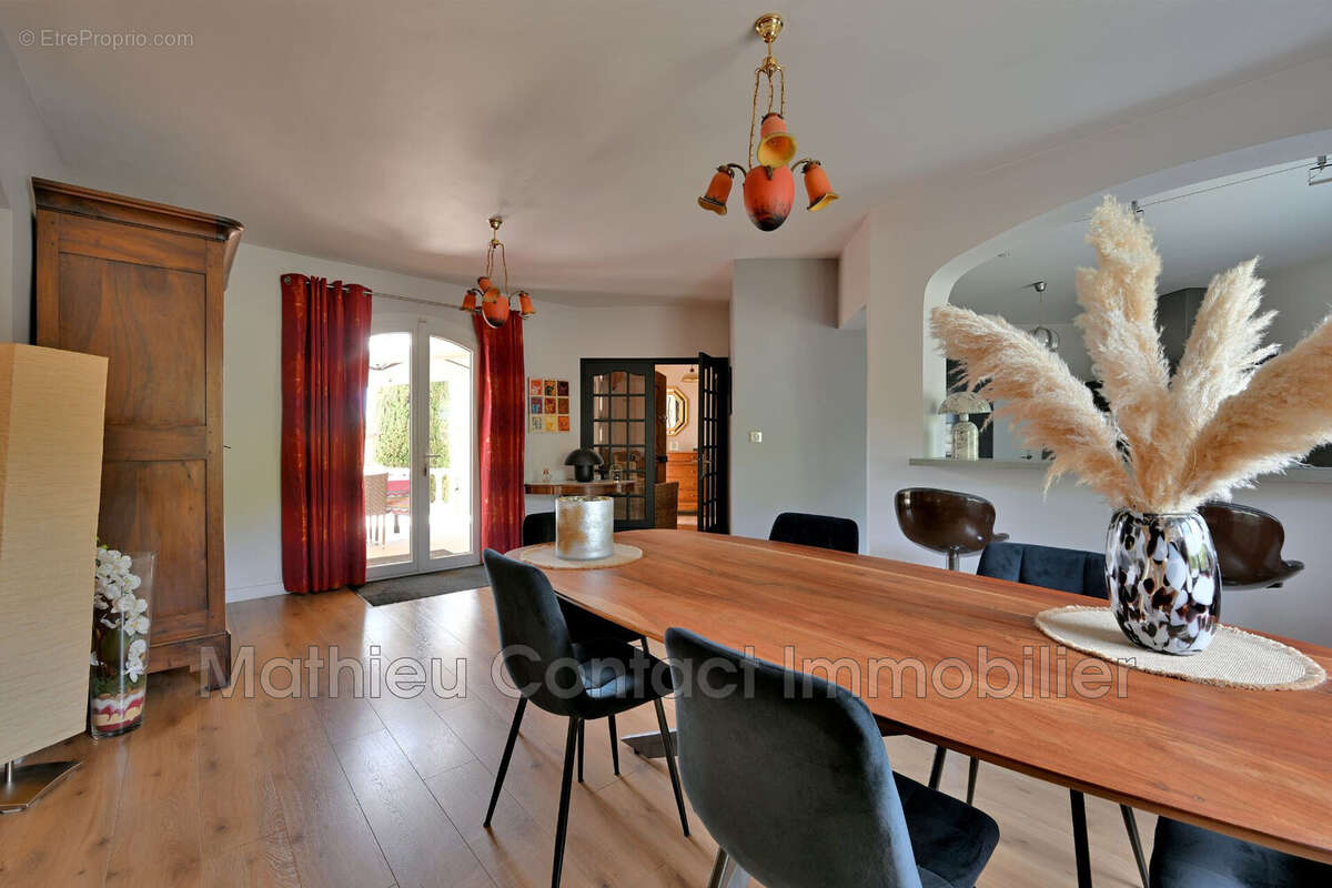 Maison 186 m² à Nimes  - photo 5