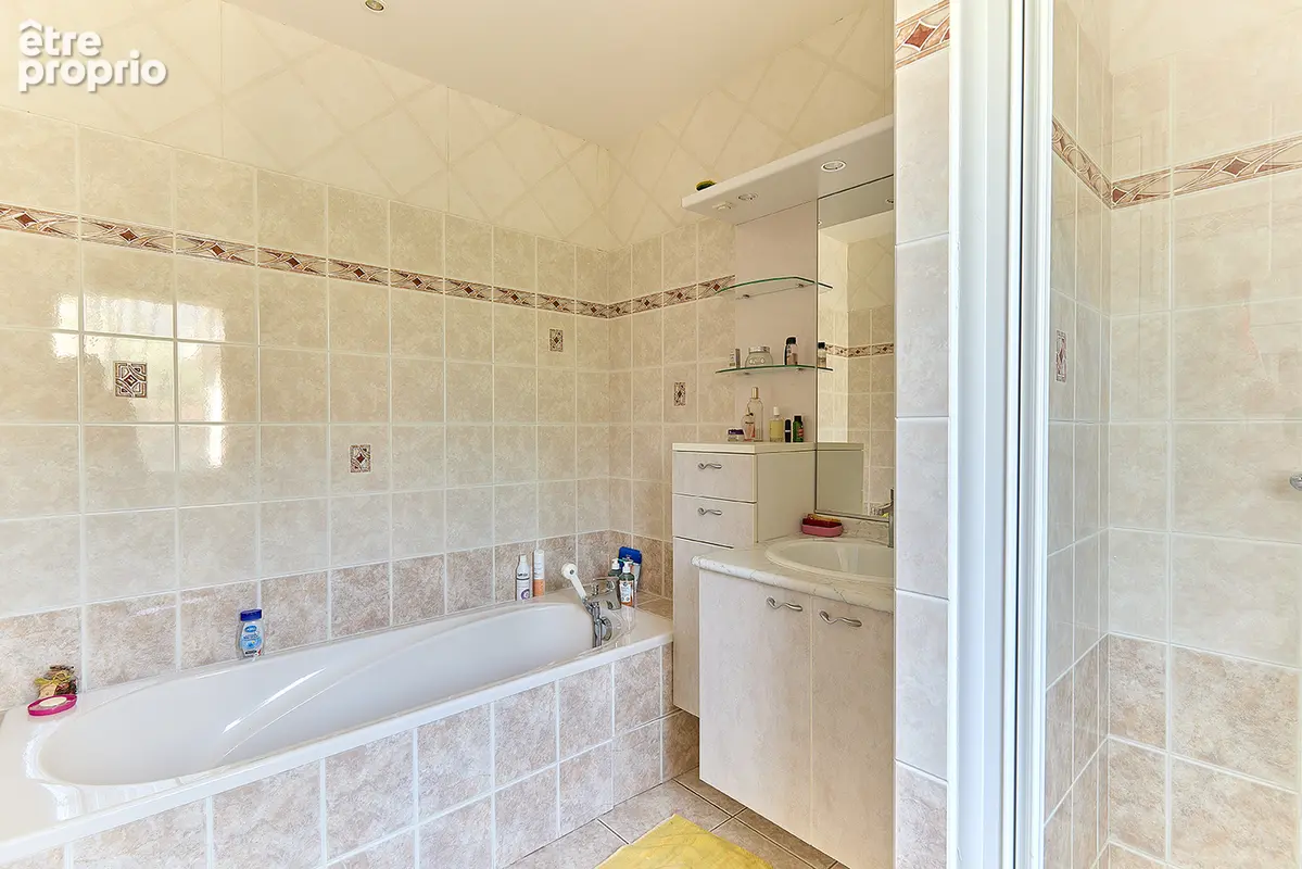 Maison Chantepie 7 pièce(s) 150 m² habitables pour 165m² au sol - photo 9