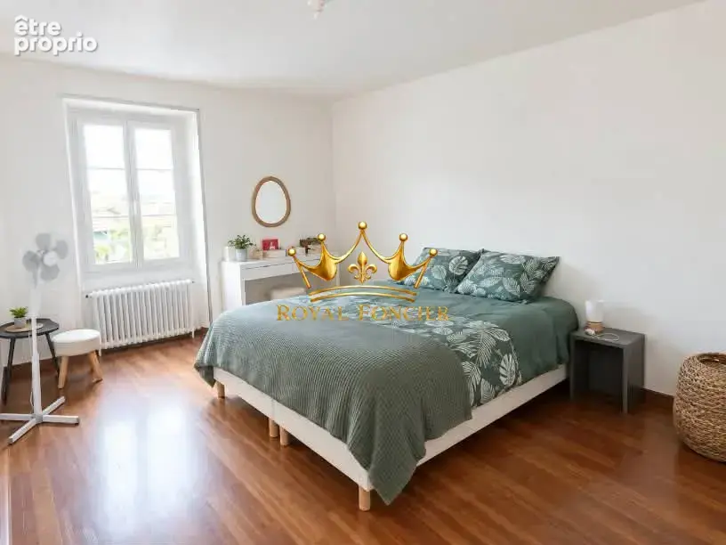 Etage : chambre 1 de 16 m2 