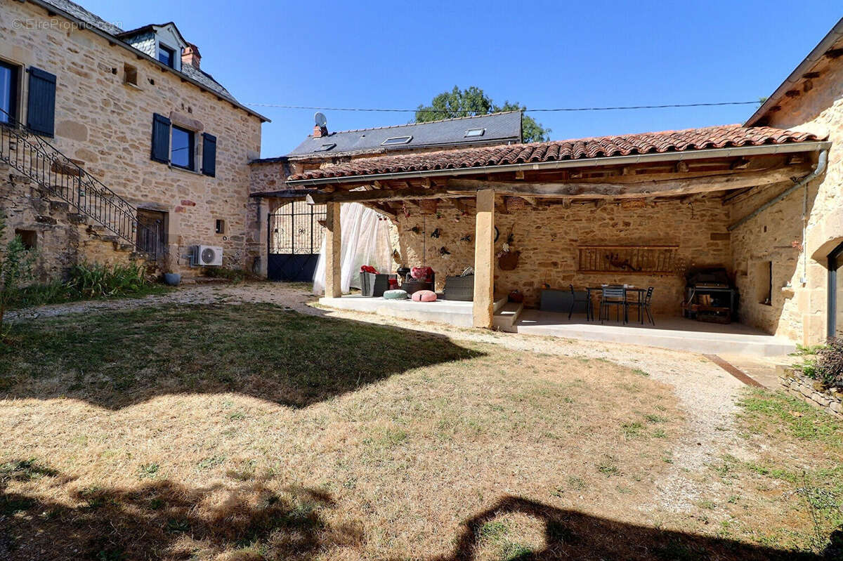 Maison à LA ROUQUETTE