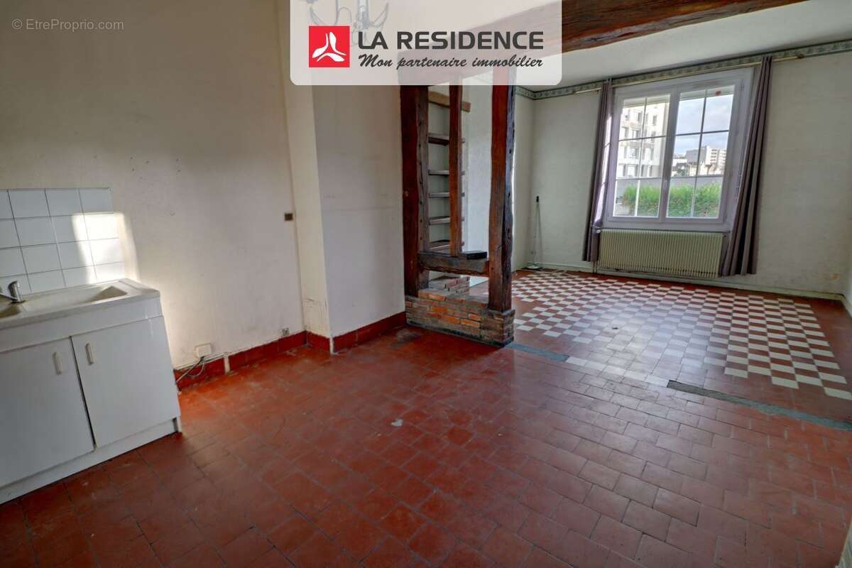 Maison à DEVILLE-LES-ROUEN