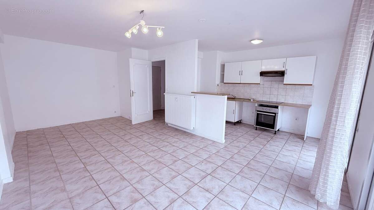 Appartement à LE CANNET