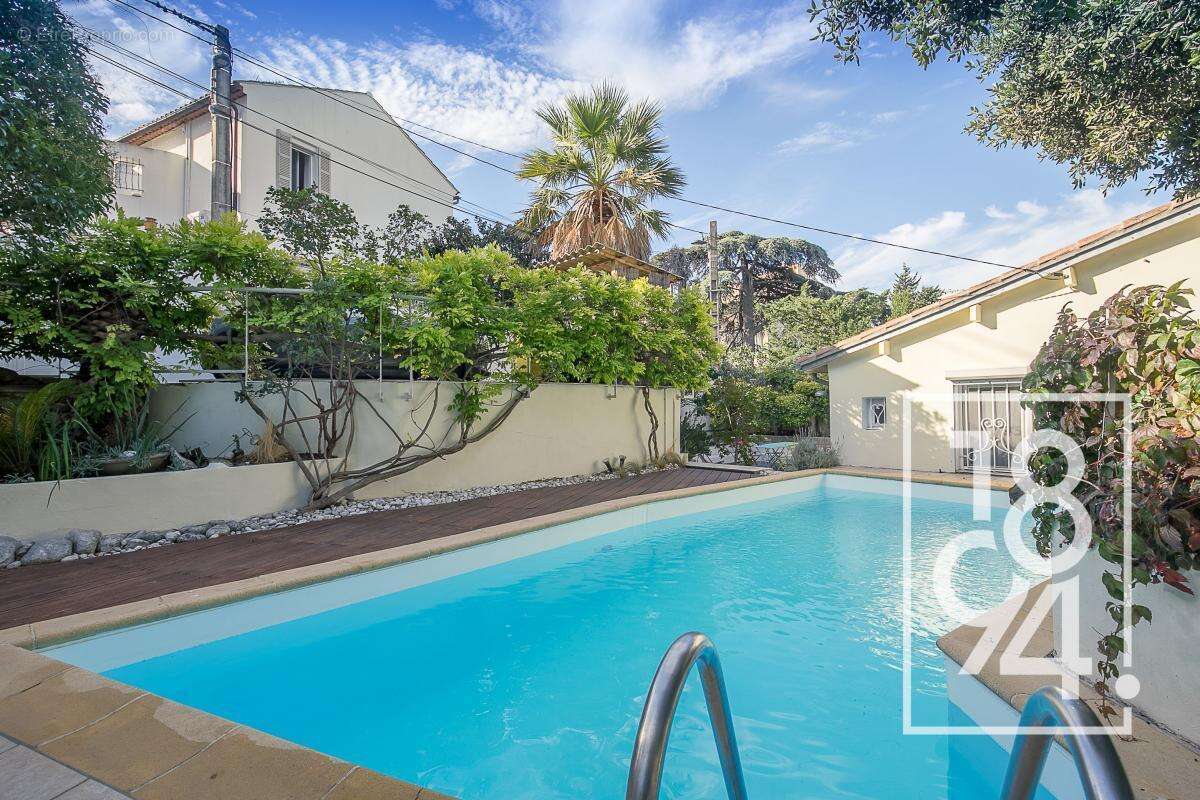 Maison à MARSEILLE-9E