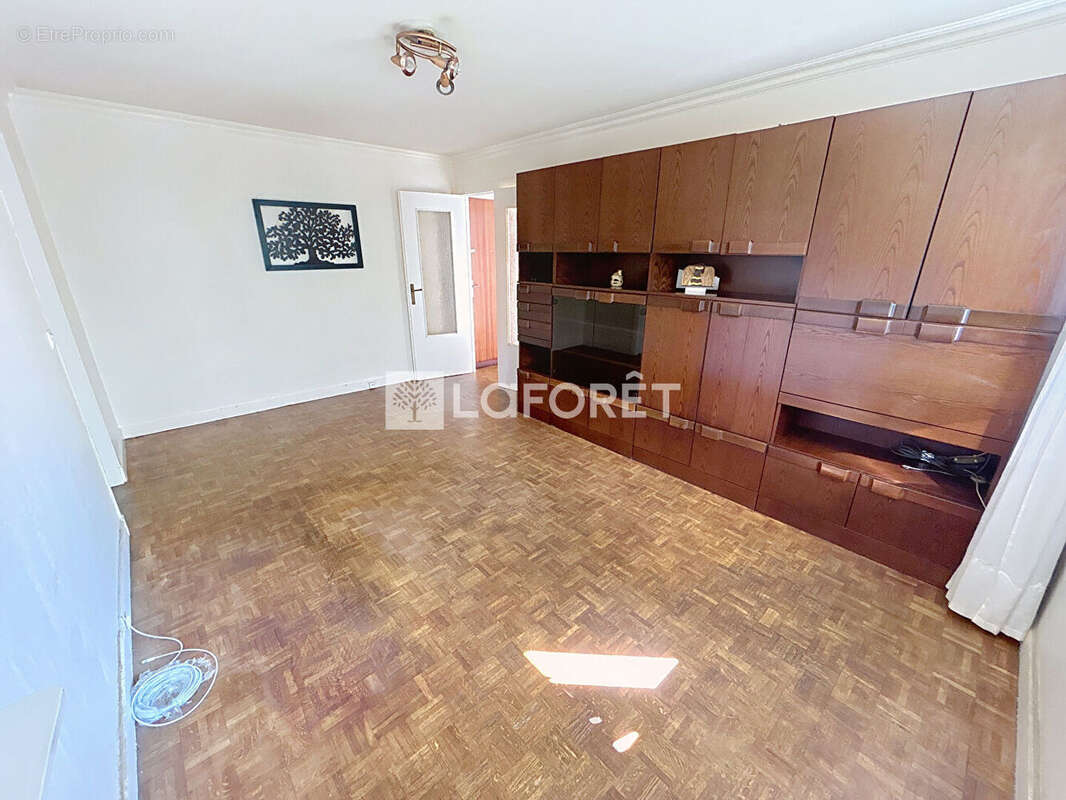 Appartement à VILLEJUIF