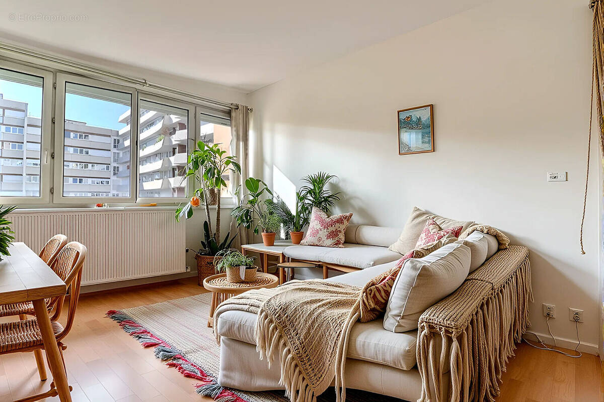 Appartement à COLOMBES