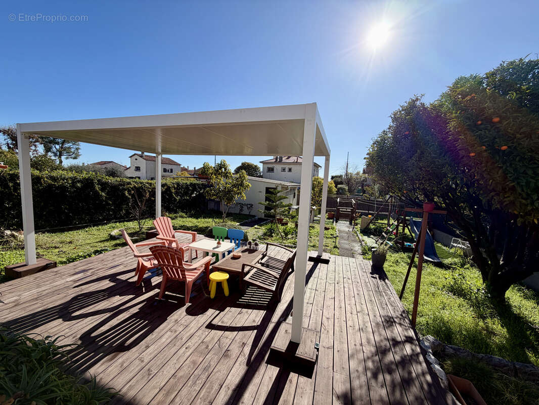 Maison à CAGNES-SUR-MER