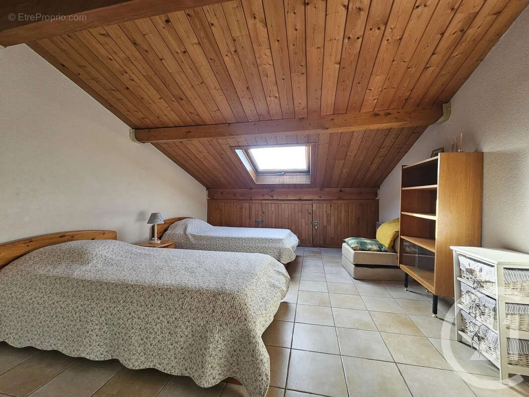 Appartement à SIX-FOURS-LES-PLAGES