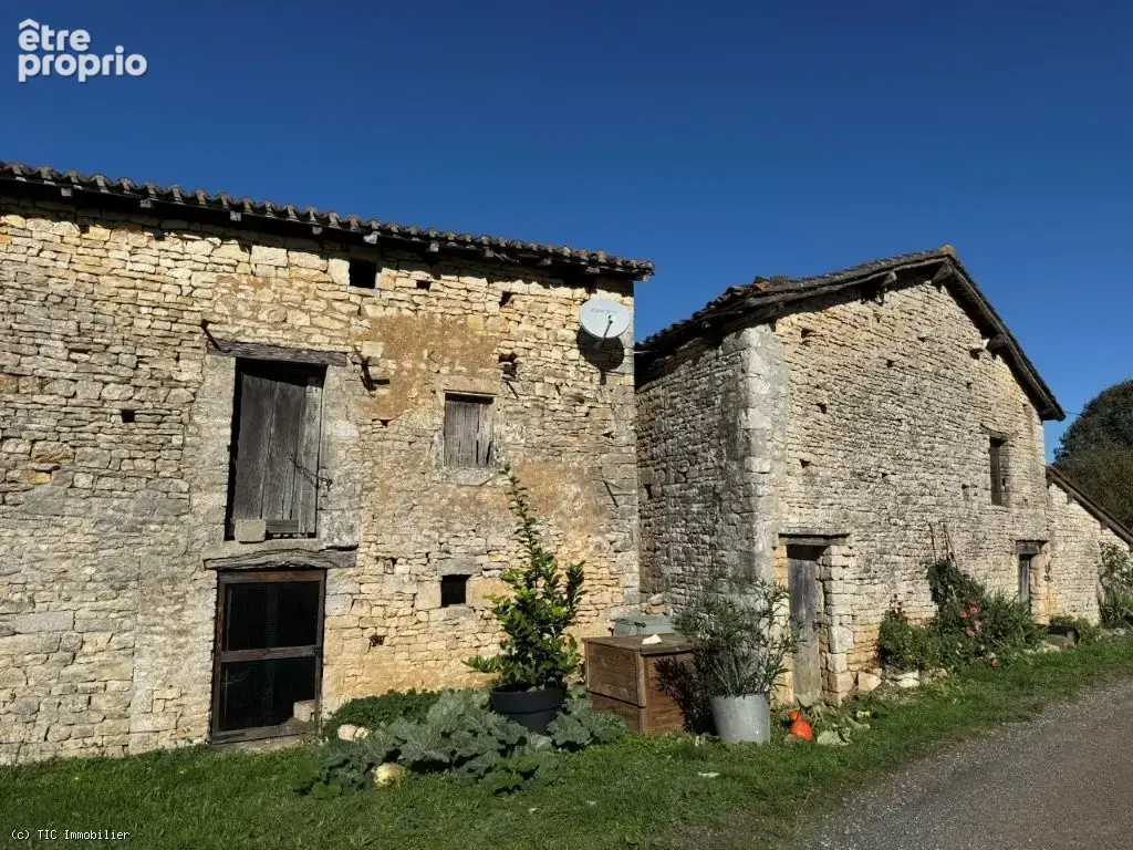 Maison de Village en Pierre Renovée avec 3 Chambres - photo 47