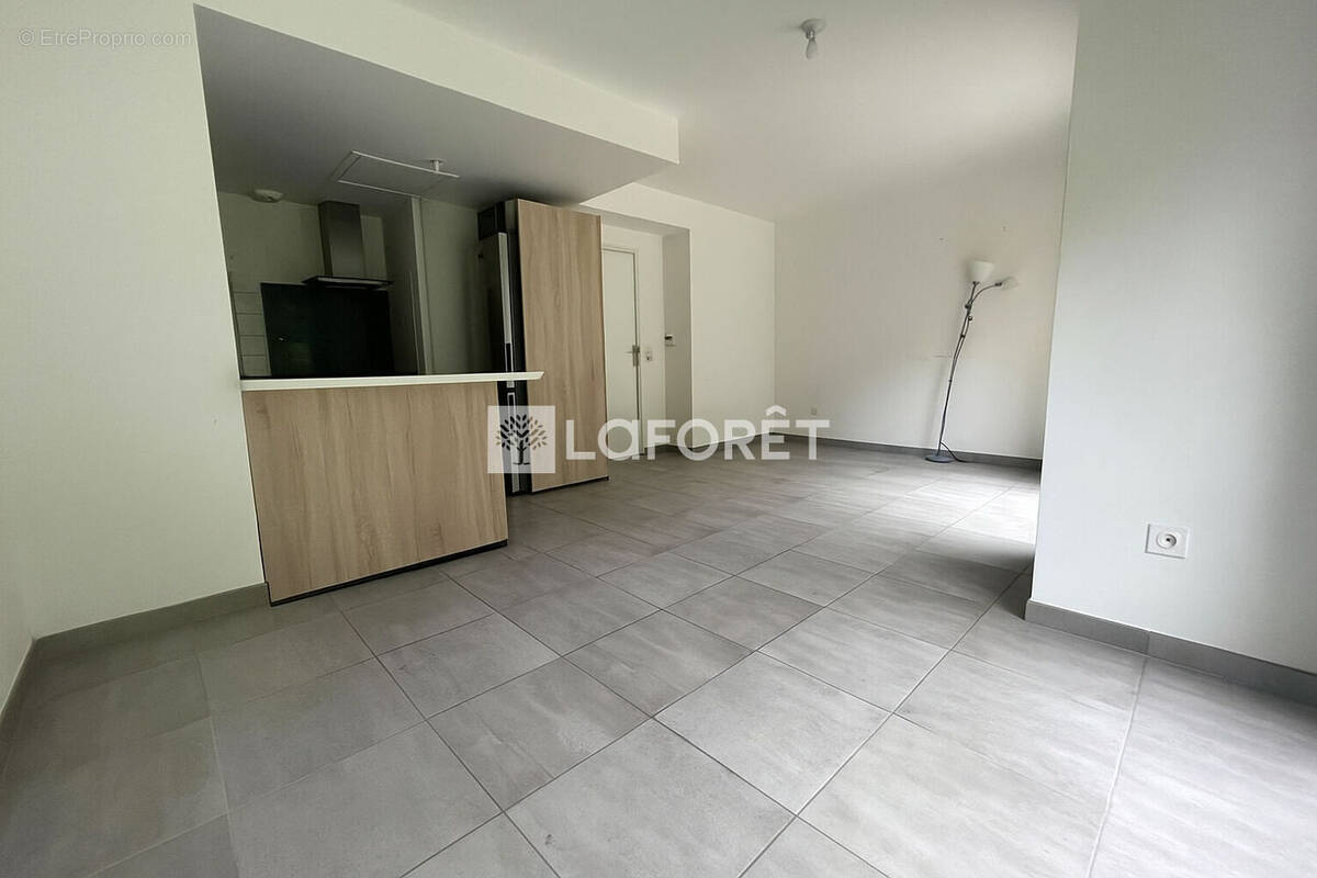 Appartement à CHENNEVIERES-SUR-MARNE