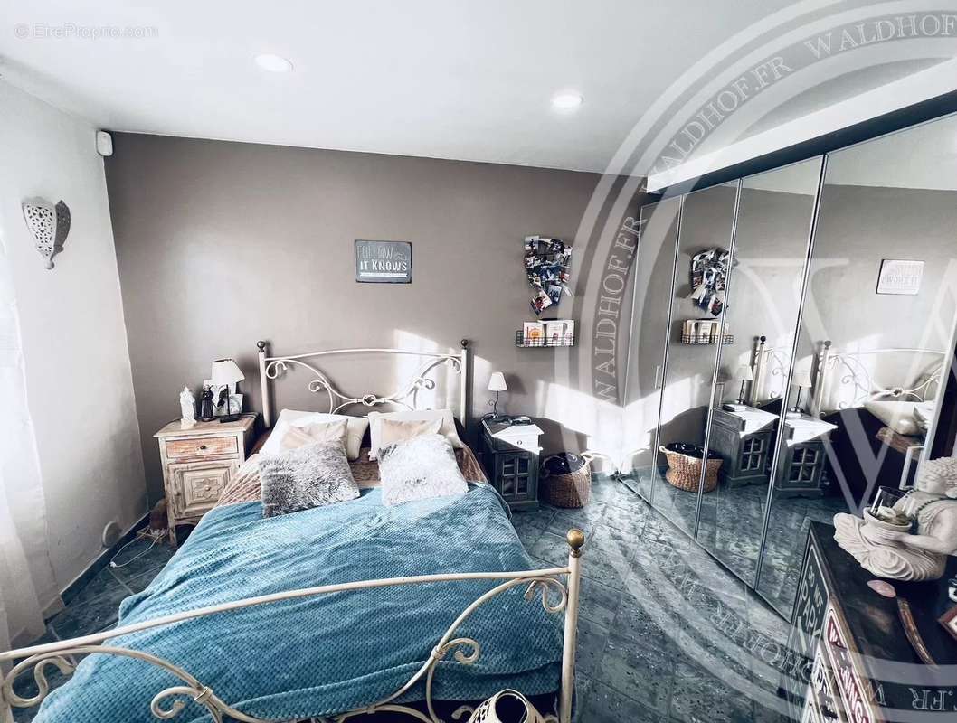 Appartement à ROQUEBRUNE-CAP-MARTIN