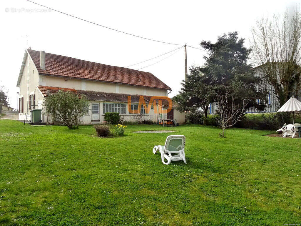 Maison à SAINT-MEDARD-DE-MUSSIDAN