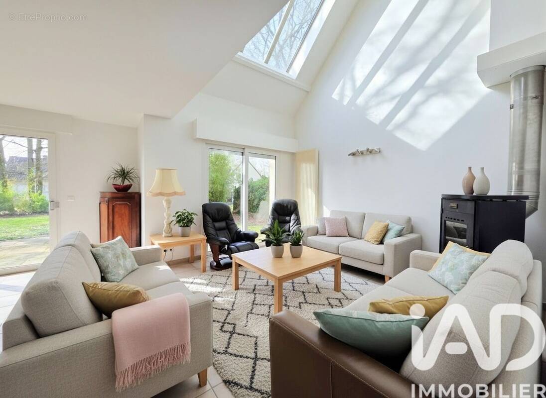 Photo 1 - Maison à FORGES-LES-BAINS