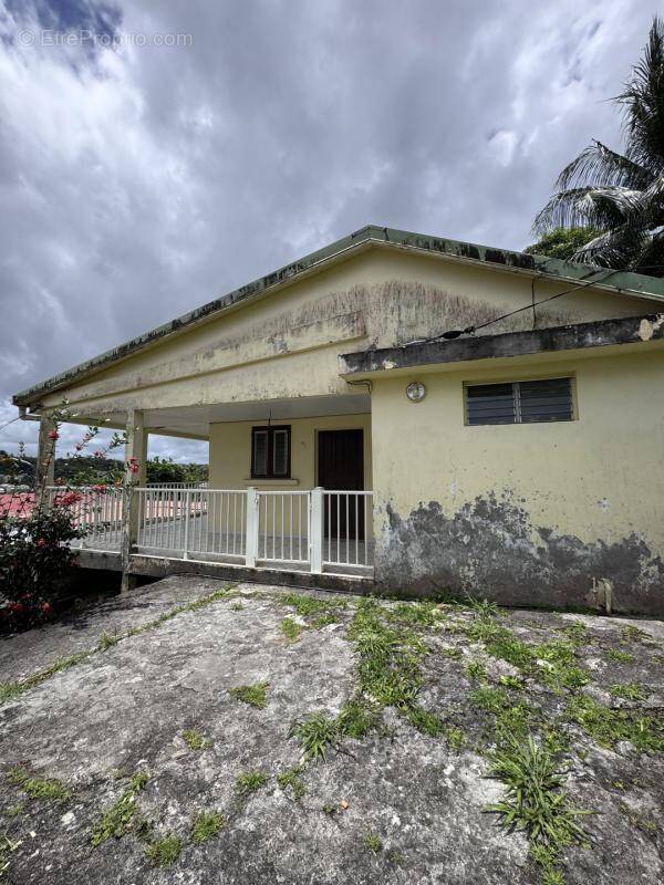 Maison à FORT-DE-FRANCE