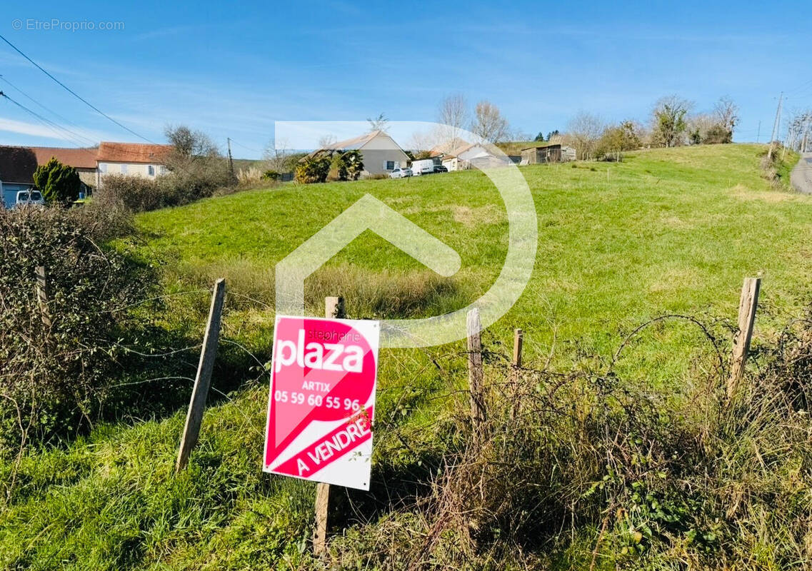 Terrain à VIELLESEGURE